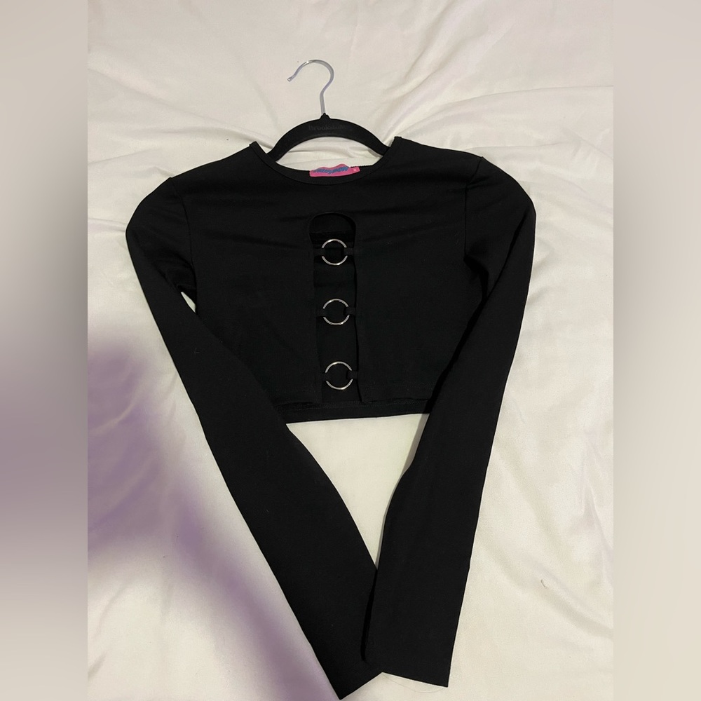 Super cute black long sleeve